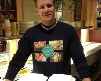 В Европе можно заказать остатки еды из ресторанов по низкой цене