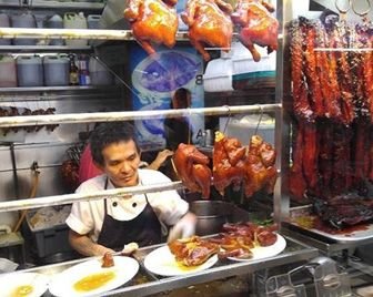 Уличный торговец из Сингапура, получивший звезду Мишлен, откроет новую сеть ресторанов