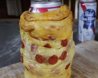 Держатель для пива из пиццы